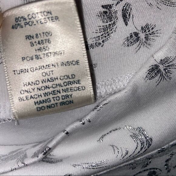 Blair - white and silver pattern long sleeve - Picture 9 of 9